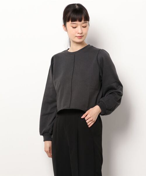 ehka sopo(エヘカソポ)の「バックリボンショート丈トレーナー セットアップ可能(Tシャツ/カットソー・レディース・チャコール/ベージュ/キナリ・フリ-)」の7枚目の写真