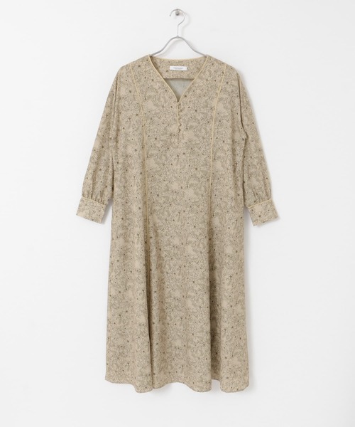 URBAN RESEARCH Sonny Label（アーバンリサーチサニーレーベル）の「ハンドライティングプリントワンピース（ワンピース・レディース・ブラック/ベージュ・FREE）」の10枚目の写真