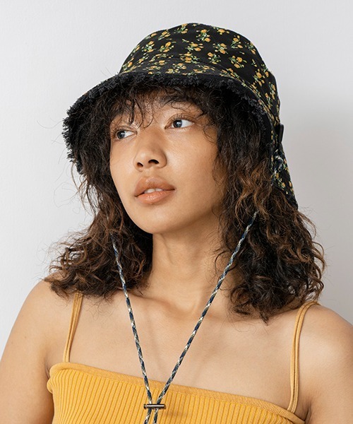 Casselini(キャセリーニ)の「Casselini(キャセリーニ)リバーシブルバケットハット(ハット・レディース・ブラック/アイボリー/キャメル・FREE)」の13枚目の写真