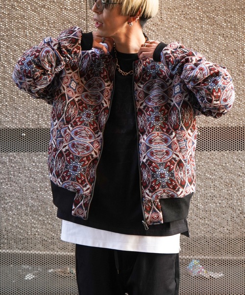 VENCEEXCHANGE（ヴァンスエクスチェンジ）の「リバーシブルビッグシルエットMA-1　　　ミリタリー/フライトジャケット/ゴブラン/オーバーサイズ（MA-1・メンズ・ブラック/オリーブ・M/L）」の3枚目の写真