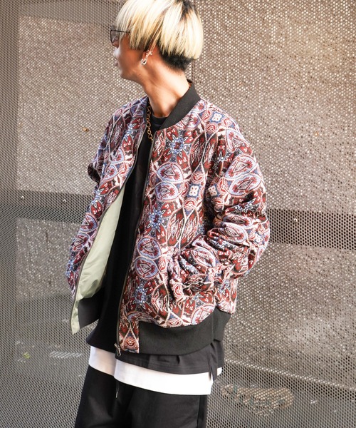 VENCEEXCHANGE（ヴァンスエクスチェンジ）の「リバーシブルビッグシルエットMA-1　　　ミリタリー/フライトジャケット/ゴブラン/オーバーサイズ（MA-1・メンズ・ブラック/オリーブ・M/L）」の17枚目の写真