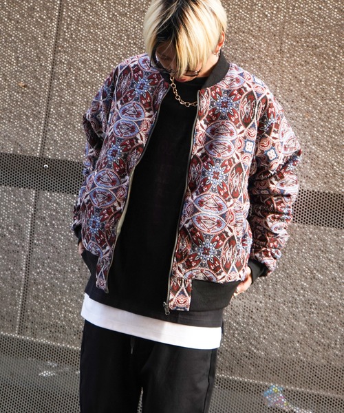 VENCEEXCHANGE（ヴァンスエクスチェンジ）の「リバーシブルビッグシルエットMA-1　　　ミリタリー/フライトジャケット/ゴブラン/オーバーサイズ（MA-1・メンズ・ブラック/オリーブ・M/L）」の13枚目の写真