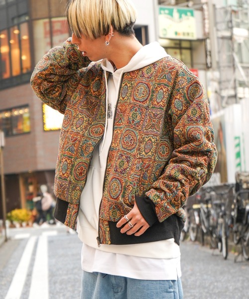 VENCEEXCHANGE（ヴァンスエクスチェンジ）の「リバーシブルビッグシルエットMA-1　　　ミリタリー/フライトジャケット/ゴブラン/オーバーサイズ（MA-1・メンズ・ブラック/オリーブ・M/L）」の14枚目の写真