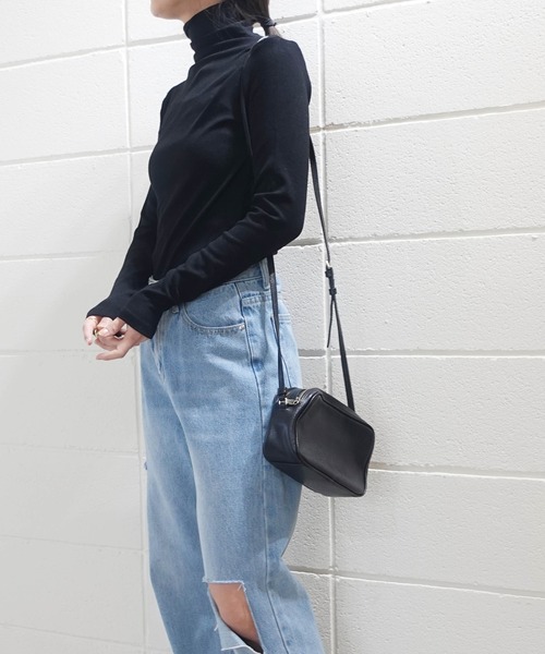 RR TOKYO（アールアールトウキョウ）の「コンフォートハイネック（Tシャツ/カットソー・レディース・ブラック/ベージュ/アイボリー/ブラウン/グレー・FREE）」の14枚目の写真