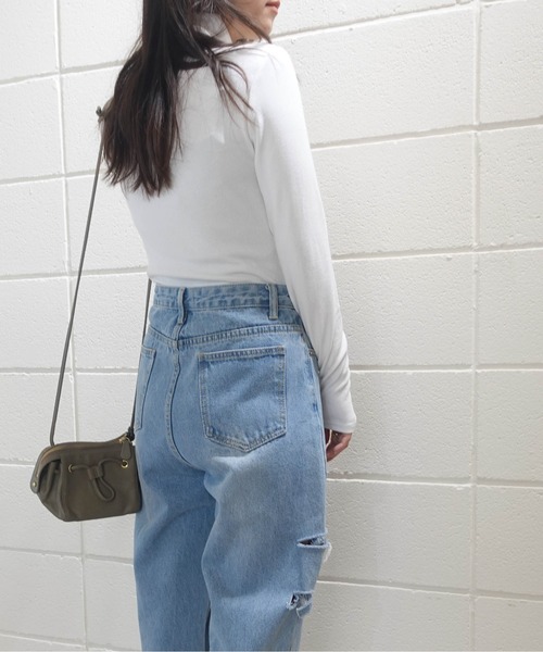 RR TOKYO（アールアールトウキョウ）の「コンフォートハイネック（Tシャツ/カットソー・レディース・ブラック/ベージュ/アイボリー/ブラウン/グレー・FREE）」の6枚目の写真