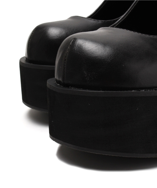 WEGO（ウィゴー）の「WEGO/ボリュームパンプス（パンプス・レディース・ホワイト/ブラック・LARGE/MEDIUM）」の3枚目の写真