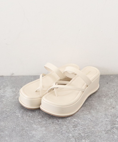 archives（アルシーヴ）の「厚底ラインサンダル（サンダル・レディース・ブラック/ベージュ/アイボリー・MEDIUM/LARGE）」の6枚目の写真