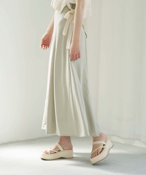 archives（アルシーヴ）の「厚底ラインサンダル（サンダル・レディース・ブラック/ベージュ/アイボリー・MEDIUM/LARGE）」の17枚目の写真