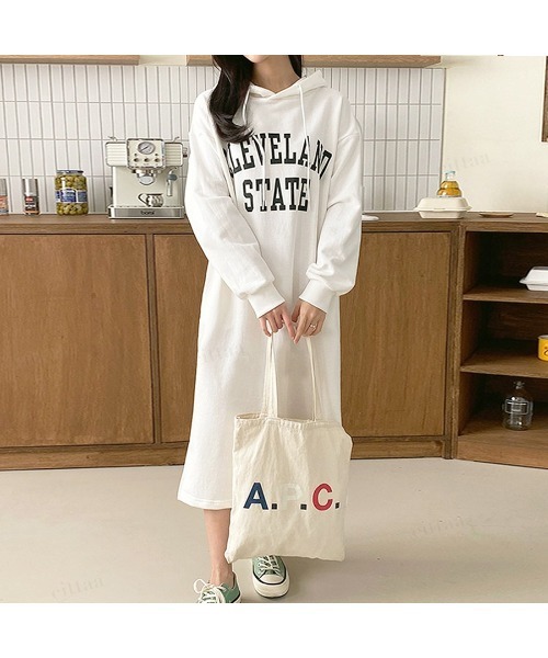 セール 22 S S 春夏 韓国ファッション Clevelandロゴワンピース ロング丈 パーカー レディース ワンピース Dalfwin ダールフィン のファッション通販 Zozotown