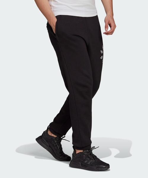 adidas（アディダス）の「アディカラー スピナー スウェットパンツ