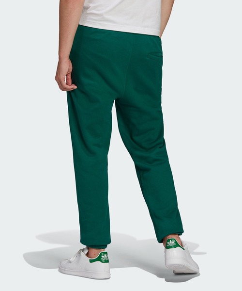 adidas（アディダス）の「アディカラー スピナー スウェットパンツ