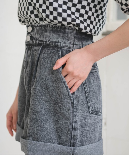 ems excite（エムズエキサイト）の「ロールアップデニムSPT（デニムパンツ・レディース・ブラック/オフホワイト/ケミカルウォッシュ/ブルー系その他5・FREE）」の21枚目の写真