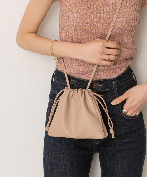 RODE SKO(ロデスコ)の「ソフトキンチャクミニショルダーバッグ(ショルダーバッグ・レディース・ホワイト/ブラック/ベージュ/パープル/イエロー/ブルー/グリーン・ONE)」の1枚目の写真