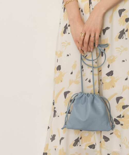 RODE SKO(ロデスコ)の「ソフトキンチャクミニショルダーバッグ(ショルダーバッグ・レディース・ホワイト/ブラック/ベージュ/パープル/イエロー/ブルー/グリーン・ONE)」の5枚目の写真