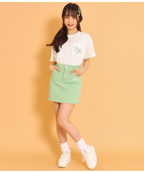 ANAP GiRL(アナップガール)の「ポケットデザインTシャツ(Tシャツ/カットソー・キッズ・ホワイト/イエロー/スミクロ・S/M)」の21枚目の写真