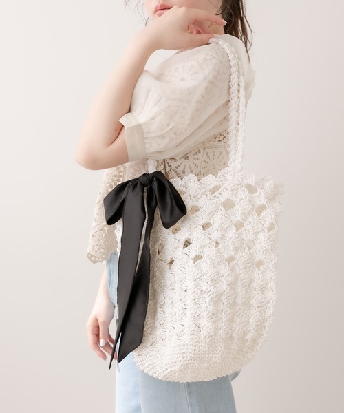 OLIVE des OLIVE（オリーブデオリーブ）の「リボン付きペーパーバッグ（かごバッグ・レディース・ベージュ/オフホワイト・FREE）」の9枚目の写真