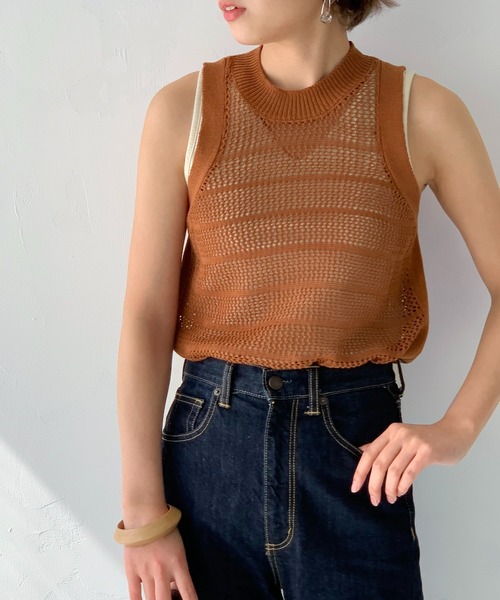 HER CLOSET(ハークローゼット)の「【shemoshelly】アメリカンスリーブメッシュニットトップス(ニット/セーター・レディース・ブラック/カーキ/アイボリー/テラコッタ・M)」の4枚目の写真
