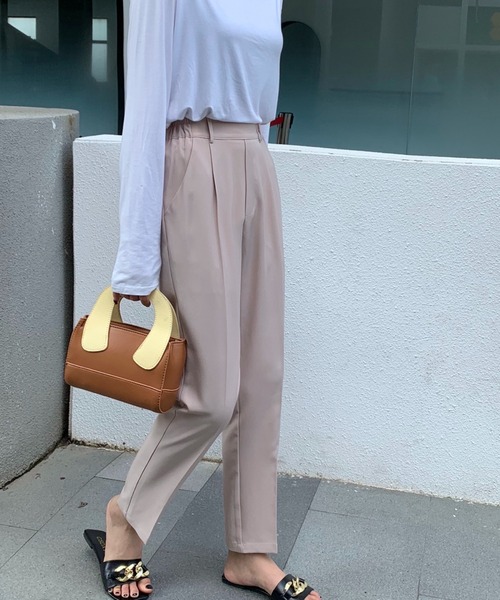 Diosfront（ディオスフロント）の「センタープレステーパードスラックスパンツ（スラックス・レディース・ブラック/グレー/ピンク/グリーン/ベージュ・S/M/L）」の11枚目の写真