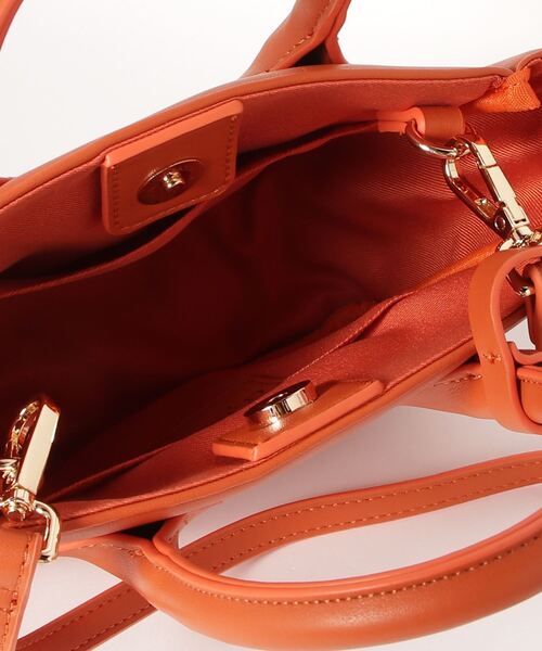 artemis by DIANA（アルテミスバイダイアナ）の「ストラップ付き2WAYスクエア型ミニトート（ハンドバッグ・レディース・ブラック/ベージュ/イエロー/グリーン/オレンジ・FREE）」の8枚目の写真