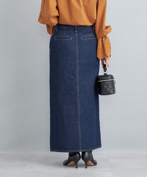 SHIPS（シップス）の「〈洗濯機可能〉11.5oz デニムタイトスカート◇（デニムスカート・レディース・ネイビー/ブルー・SMALL/MEDIUM/LARGE）」の4枚目の写真