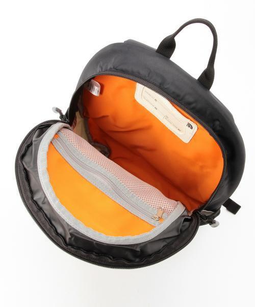THE NORTH FACE(ザノースフェイス)の「THE NORTH FACE / 15 Small Day(バックパック/リュック・キッズ・ブラック/レッド系その他/イエロー/ブルー・ONE SIZE)」の10枚目の写真
