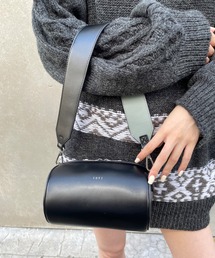 loti | WEB限定 loti 2WAYチューブBAG(ショルダーバッグ)