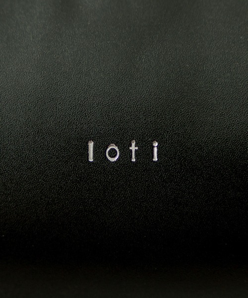 loti(ロティ)の「WEB限定 loti 2WAYチューブBAG(ショルダーバッグ・レディース・ブラック/オフホワイト・FREE)」の11枚目の写真