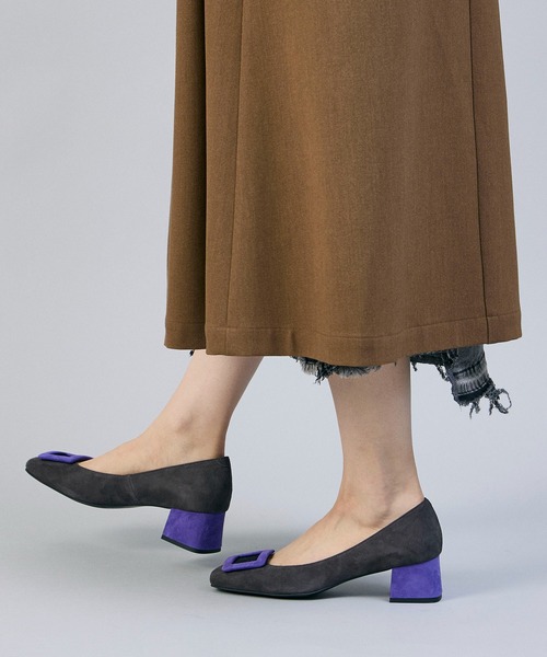 Mode et Jacomo（モードエジャコモ）の「バックルスクエアトゥパンプス（パンプス・レディース・ブラック系その他6/その他5/ブルーグレー/グレー系その他7・23.5cm/24cm/24.5cm/23cm/22.5cm）」の6枚目の写真