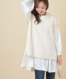 ケーブルニットベスト×ブラウスアンサンブル
