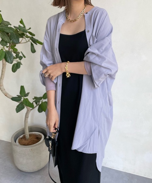 DouDou（ドゥドゥ）の「袖リブバックボタンロングシャツ（シャツ/ブラウス・レディース・オフホワイト/モカ/バイオレット/ブラック・FREE）」の2枚目の写真