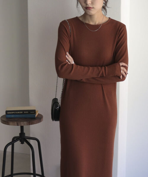 fredy emue（フレディエミュ）の「タイトマキシ丈リブワンピース（ワンピース・レディース・ブラック/ブラウン・38）」の6枚目の写真