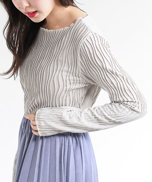 rps(アールピーエス)の「ウェーブストライプメロープルオーバー(Tシャツ/カットソー・レディース・ブラック/ブラウン/グリーン/アイボリー/ブルー/グレイッシュベージュ/ミント・フリー)」の13枚目の写真