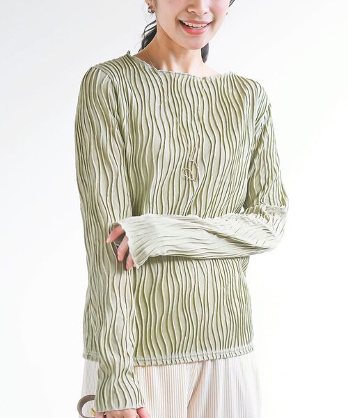 rps(アールピーエス)の「ウェーブストライプメロープルオーバー(Tシャツ/カットソー・レディース・ブラック/ブラウン/グリーン/アイボリー/ブルー/グレイッシュベージュ/ミント・フリー)」の18枚目の写真