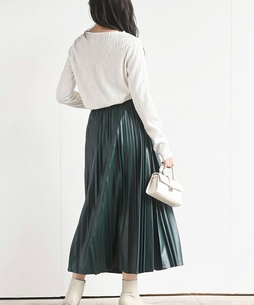 rps(アールピーエス)の「ウェーブストライプメロープルオーバー(Tシャツ/カットソー・レディース・ブラック/ブラウン/グリーン/アイボリー/ブルー/グレイッシュベージュ/ミント・フリー)」の15枚目の写真