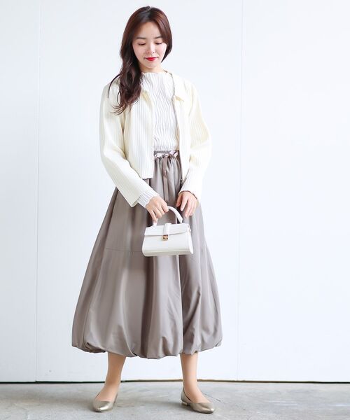 rps(アールピーエス)の「ウェーブストライプメロープルオーバー(Tシャツ/カットソー・レディース・ブラック/ブラウン/グリーン/アイボリー/ブルー/グレイッシュベージュ/ミント・フリー)」の16枚目の写真