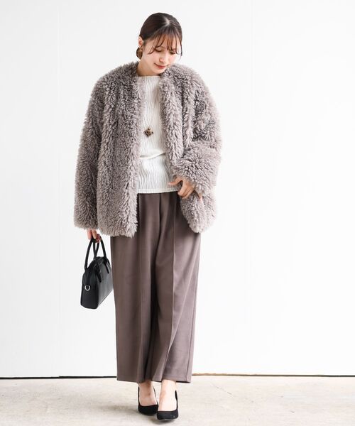 rps(アールピーエス)の「ウェーブストライプメロープルオーバー(Tシャツ/カットソー・レディース・ブラック/ブラウン/グリーン/アイボリー/ブルー/グレイッシュベージュ/ミント・フリー)」の21枚目の写真