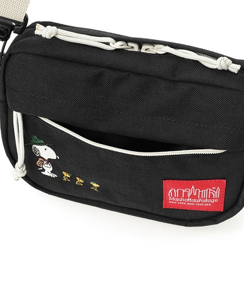 Manhattan Portage(マンハッタンポーテージ)の「The Mulberry Shoulder Bag PEANUTS FW22(ショルダーバッグ・メンズ・ブラック/カーキ・X-SMALL)」の12枚目の写真