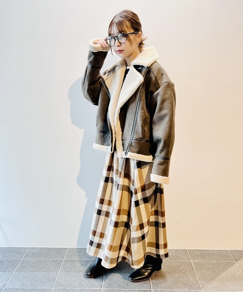 one way(ワンウェイ)の「チェック柄ボリュームスカート(スカート・レディース・ベージュ/レッド/ダークブルー・FREE)」の20枚目の写真