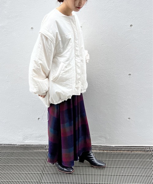 one way(ワンウェイ)の「チェック柄ボリュームスカート(スカート・レディース・ベージュ/レッド/ダークブルー・FREE)」の13枚目の写真