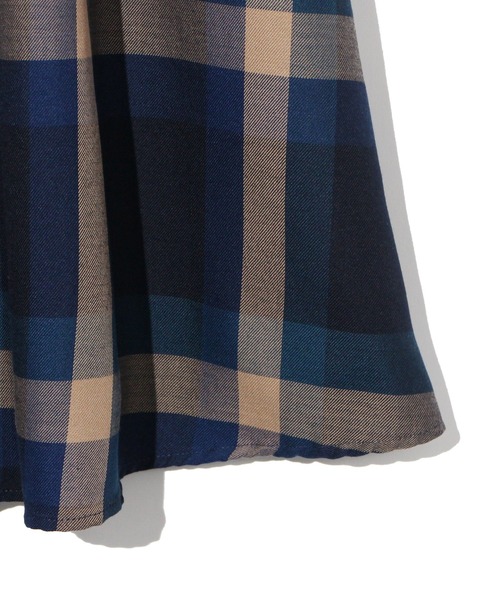 one way(ワンウェイ)の「チェック柄ボリュームスカート(スカート・レディース・ベージュ/レッド/ダークブルー・FREE)」の9枚目の写真
