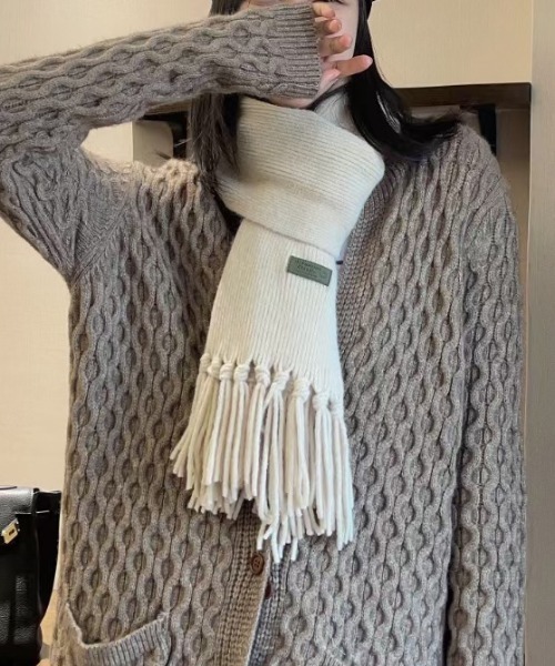 gossip！ロサンゼルス（ゴシップロサンゼルス）の「リブ編みタッセル