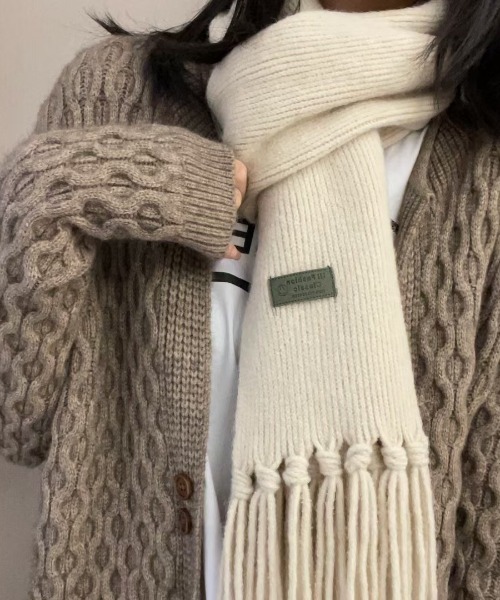 gossip！ロサンゼルス（ゴシップロサンゼルス）の「リブ編みタッセル