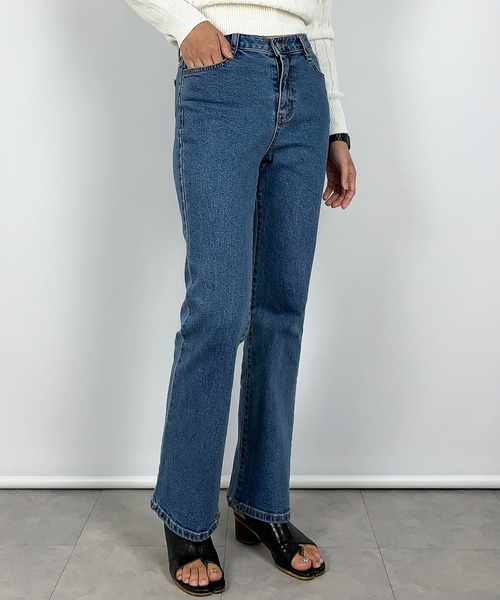 me+em select(ミームセレクト)の「セミフレアベーシックスデニム(デニムパンツ・レディース・グレー/ブルー・LARGE/MEDIUM/SMALL)」の8枚目の写真