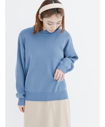 クルーネックニット