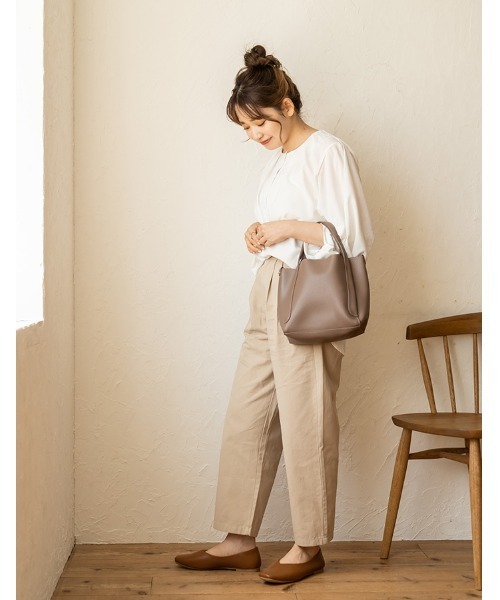 chocomee（チョコミー）の「chino straight pants/チノストレイトパンツ（チノパンツ・レディース・ブラウン/ベージュ・FREE）」の9枚目の写真