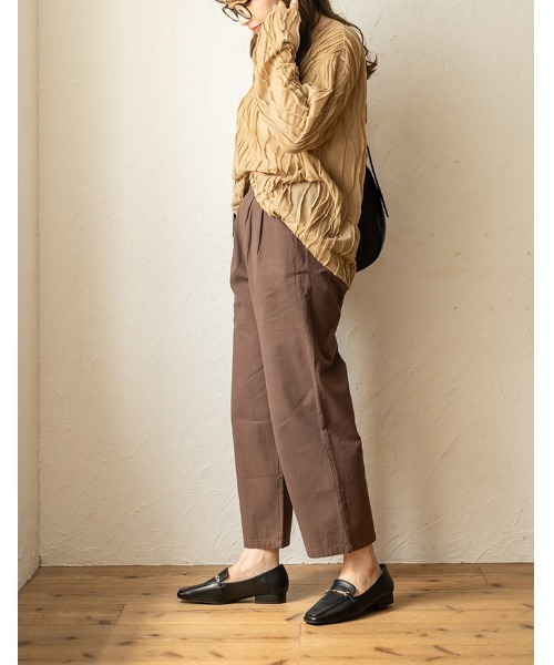 chocomee（チョコミー）の「chino straight pants/チノストレイトパンツ（チノパンツ・レディース・ブラウン/ベージュ・FREE）」の10枚目の写真