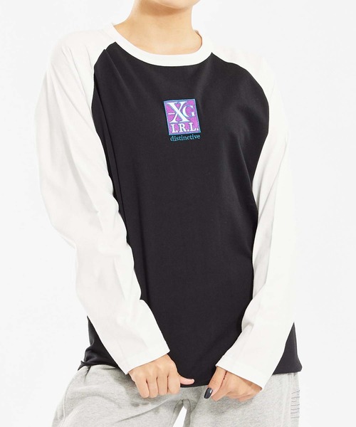 X-girl（エックスガール）の「EMBROIDERED SQUARE LOGO B/B TEE