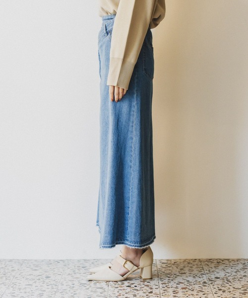 Andemiu（アンデミュウ）の「デニムリメイクフウスカート185844（スカート・レディース・ブルー・SMALL/MEDIUM）」の6枚目の写真