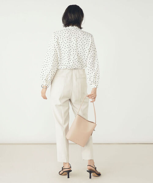 NOLLEY’S Sophi(ノーリーズソフィ)の「ジョーゼットラッフルブラウス(シャツ/ブラウス・レディース・ホワイト系その他5/オフホワイト・38/36)」の11枚目の写真