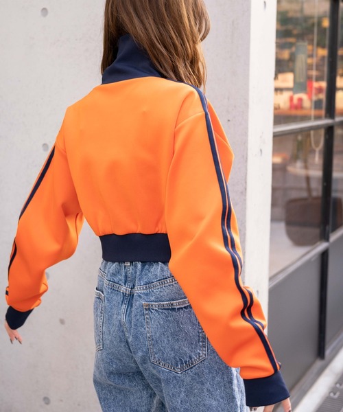 WEGO(ウィゴー)の「WEGO/ショートトラックジャケット(ジャージ・レディース・オレンジ/オフホワイト/ブラック・FREE)」の17枚目の写真